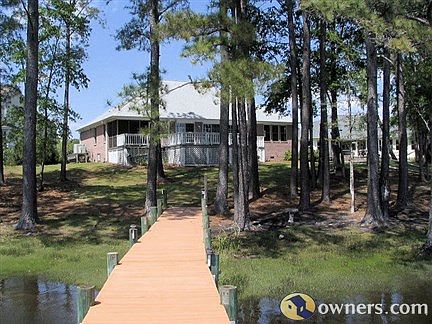 House from dock