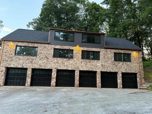 101 41st St #4-1-2, Altoona, PA 16602