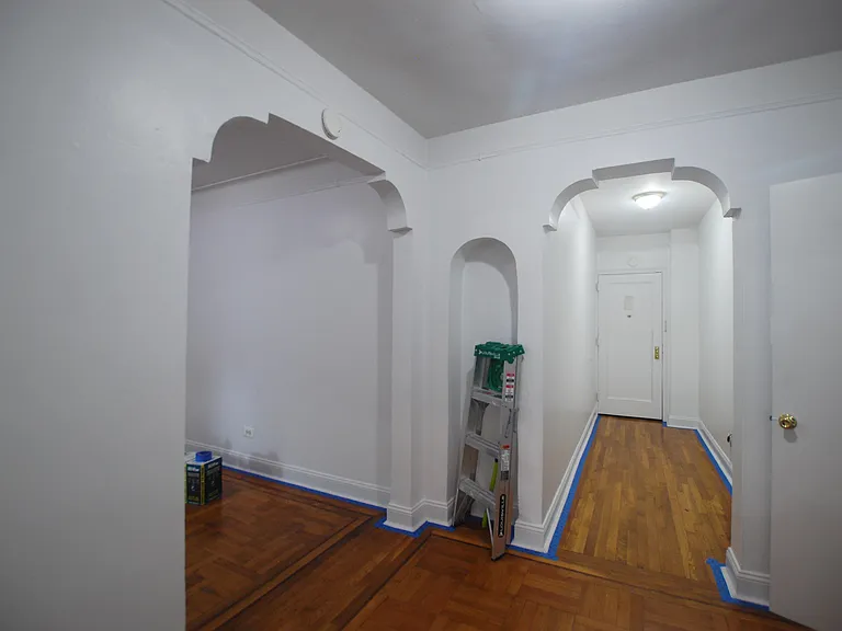772 E 80th St #2 — Photo 6