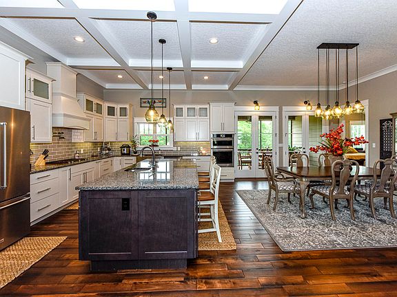 3rd image of 3321 Old Plantation Way