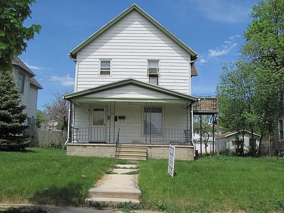 5th image of 611 Darcy Ave