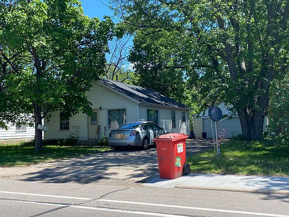 2nd image of 8141 Nicollet Ave S