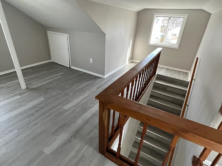 47 W Crawford Ave — Photo 15