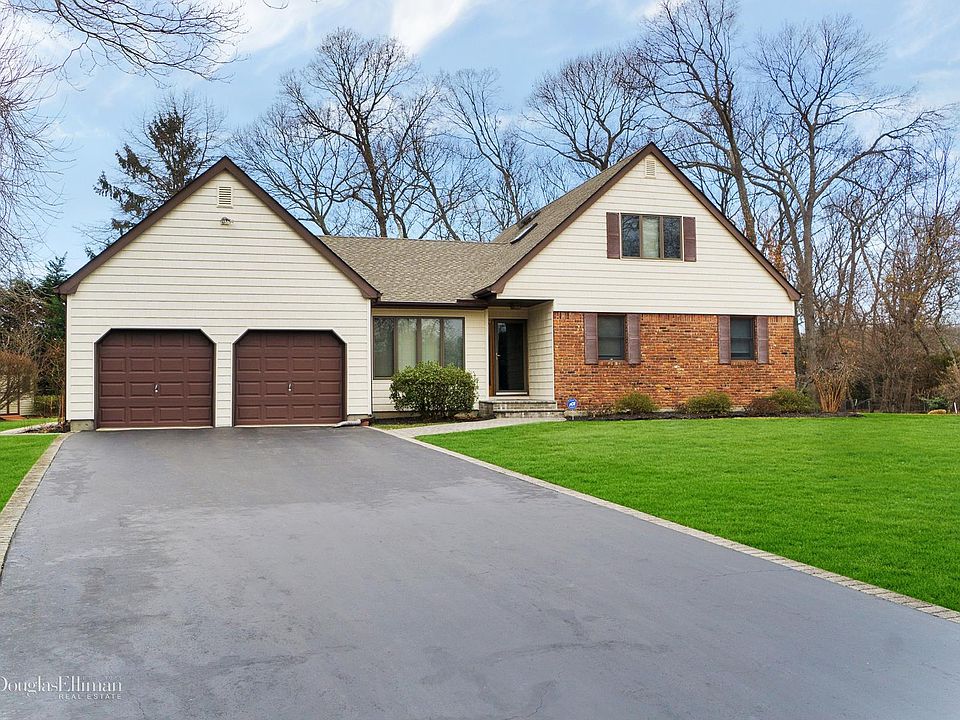 1st image of 13 Whitespruce Ln