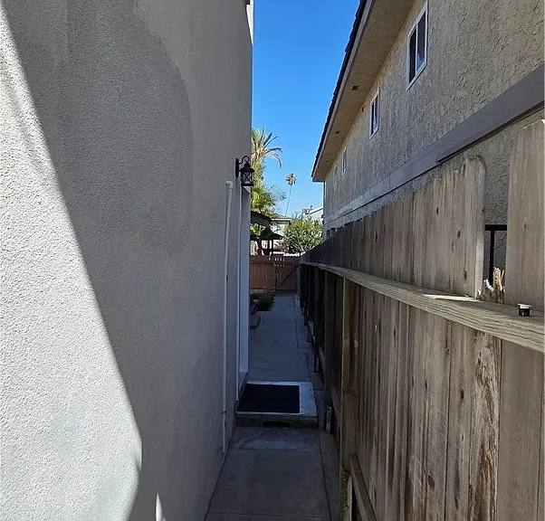 139 10th St — Photo 9