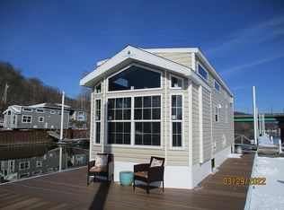 1658 Riverside Dr, Beaver, PA 15009