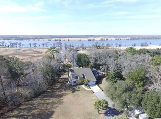 605 River Oaks Cir, Pawleys Island, SC 29585
