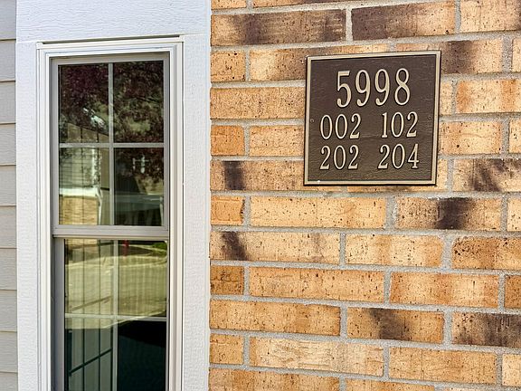 3rd image of 5998 Chasewood Pkwy APT 2