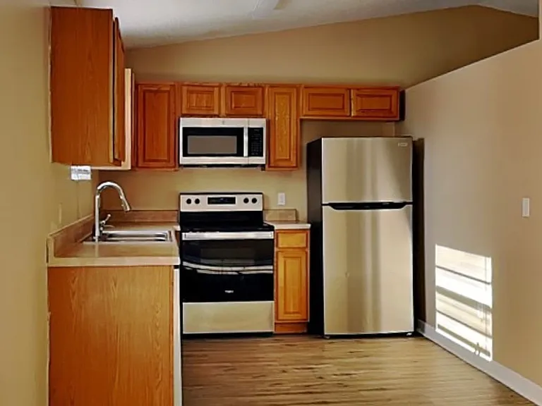 7505 N Saint Peter Ave — Photo 12