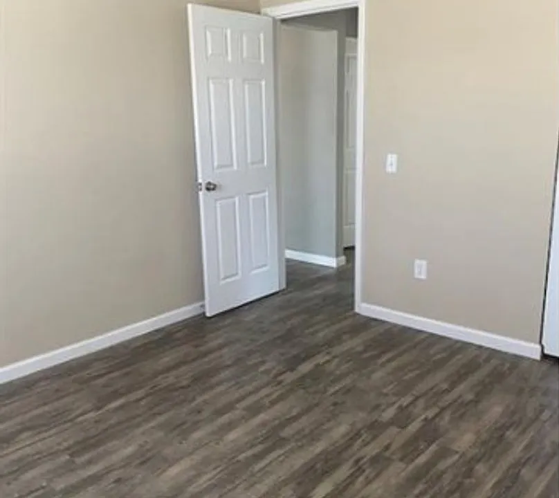 101P Granada Dr