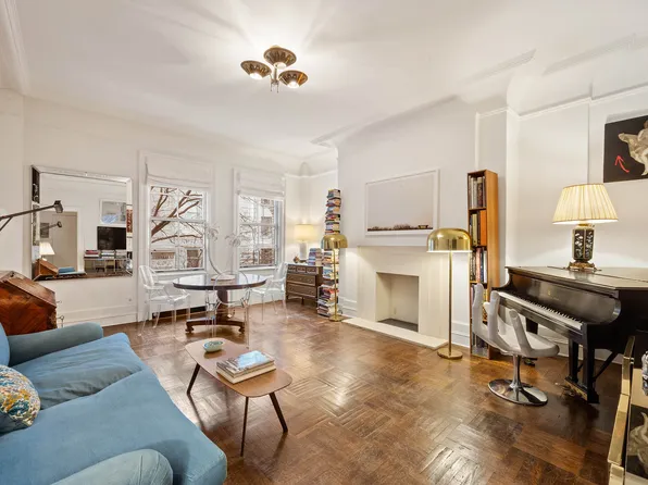 32 East 64th Street 3NE image 1 of 5