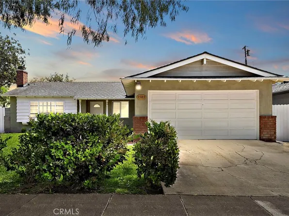 1502 W Flora St, Santa Ana, CA 92704