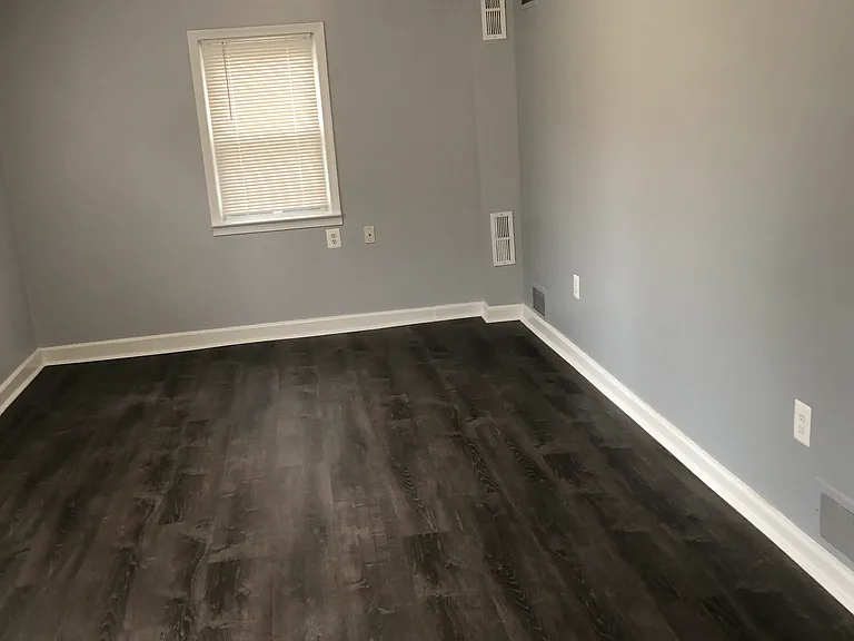 1640 Exeter Rd — Photo 4