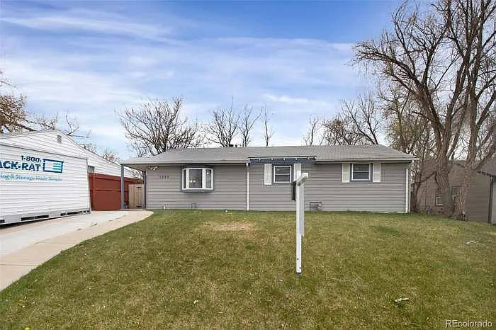 3 bed, 1383 sqft, $1,000 — Photo 4