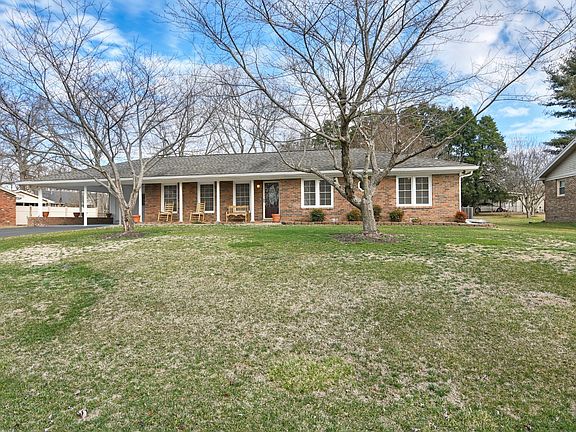 2nd image of 211 Donna Dr