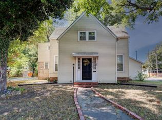 603 E 9th Ave, Winfield, KS 67156