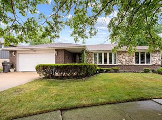 7943 W Ponderosa Ct, Orland Park, IL