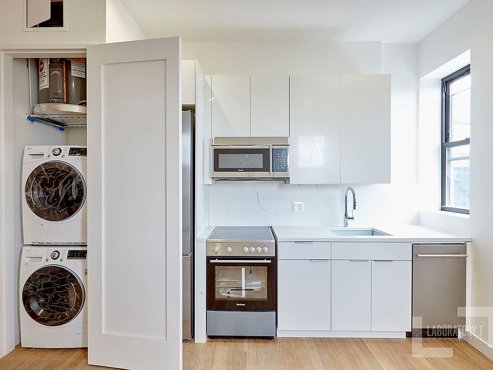 1st image of 166 W 121st St #2RR
