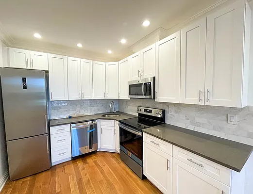 Rented by Silver Line Realty Group NY LLC | media 2