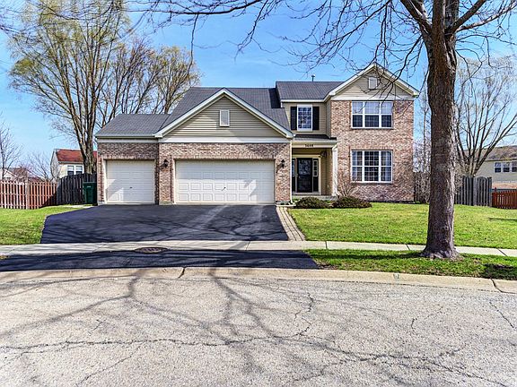 3rd image of 3608 Crockett Ct