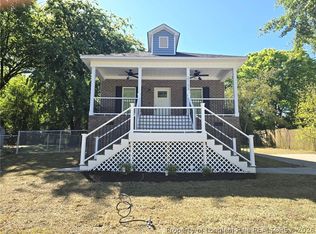 2123 Burnett Ave, Fayetteville, NC 28306