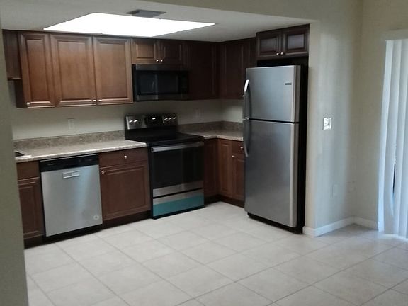 2nd image of 6045 Village Cir #6032
