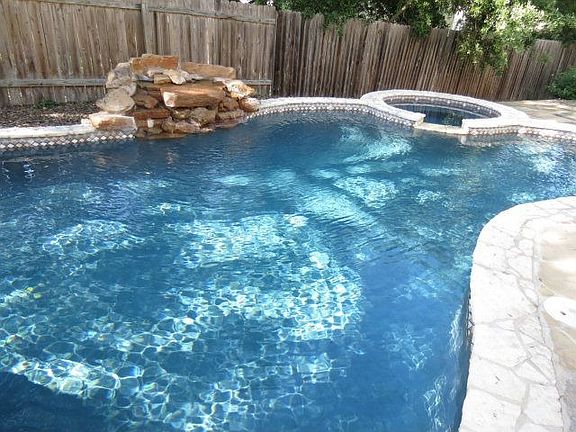 2nd image of 1316 Black Oak Dr