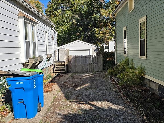 2nd image of 9917 Foster Ave