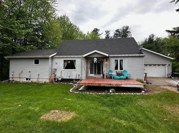 N2911 County Road Y, Clintonville, WI 54929