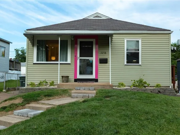 3258 Voerster Ave, Saint Louis, MO 63139