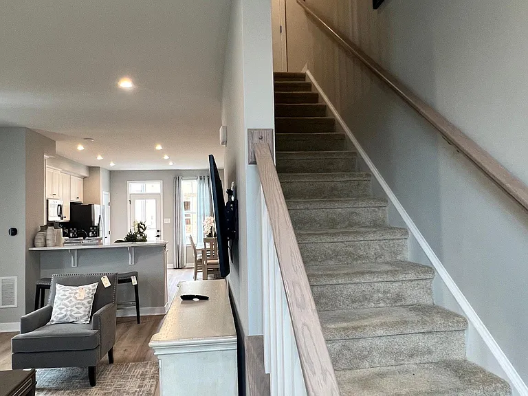 5 Sidney Ln — Photo 12