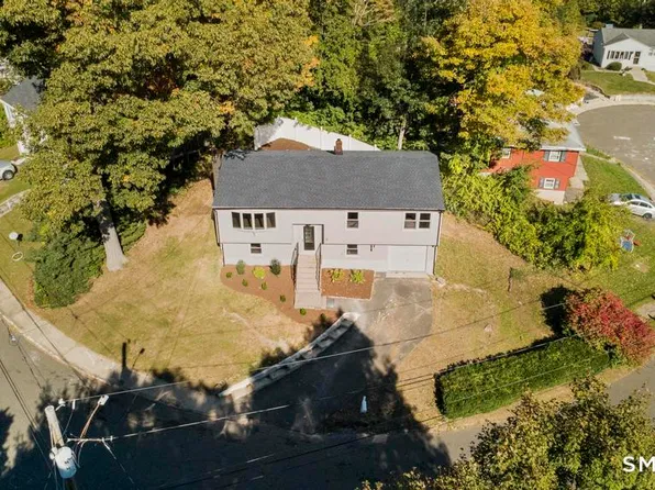 5-A Circle Drive, East Haven, CT 06512