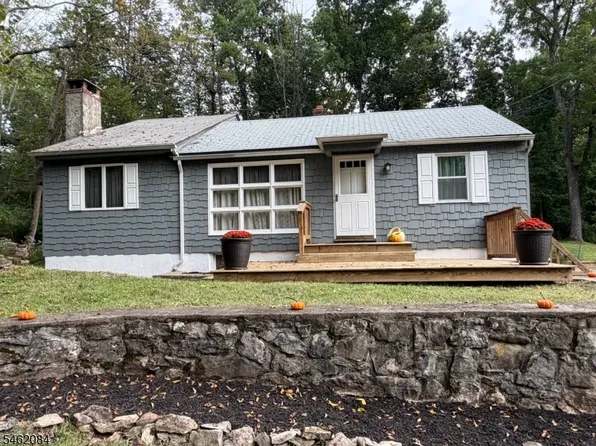 916 Cedar Dr, Stillwater Twp., NJ 07860