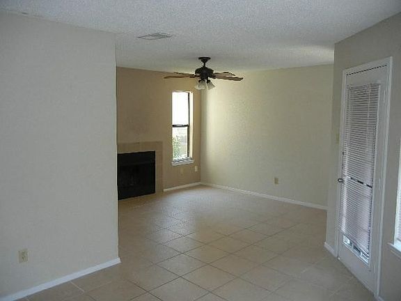 5th image of 12310 Abney Dr APT D