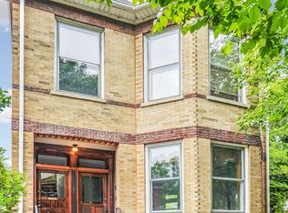 2656 N Central Park Ave, Chicago, IL 60647