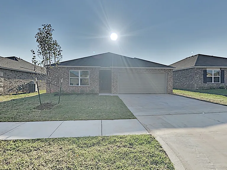 4325 Siena Ridge Blvd — Photo 1