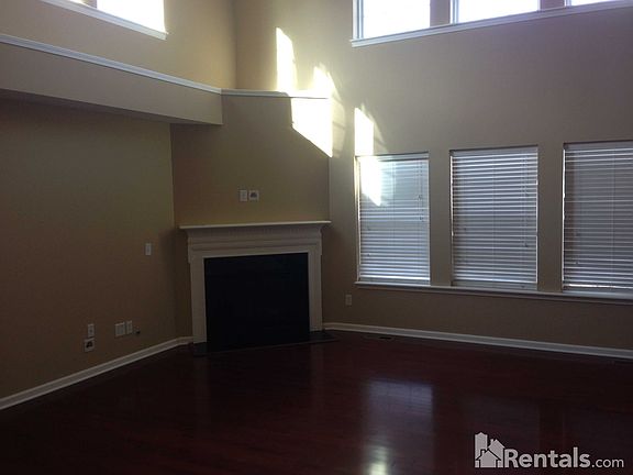 2nd image of 13672 Sunnyvale Ln