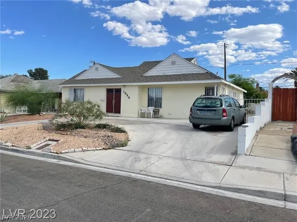 1320 Norman Ave, Las Vegas, NV 89104