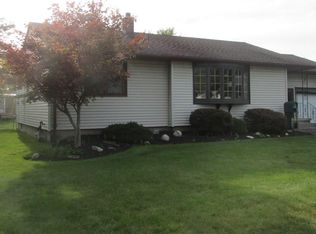 222 Belmont Ct W, North Tonawanda, NY 14120
