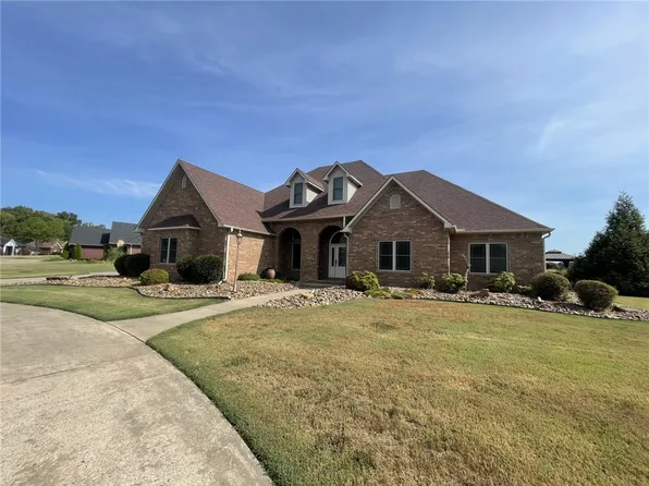 10015 E Keri St, Danville, AR 72833