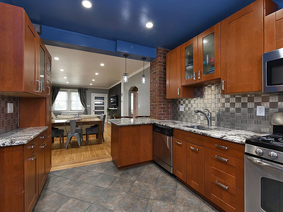 1st image of 58 Charles St