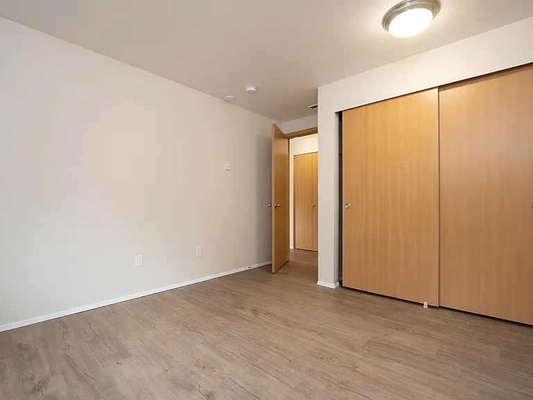 2x1 - 970 Sq Ft 2x1 - 970 Sq Ft