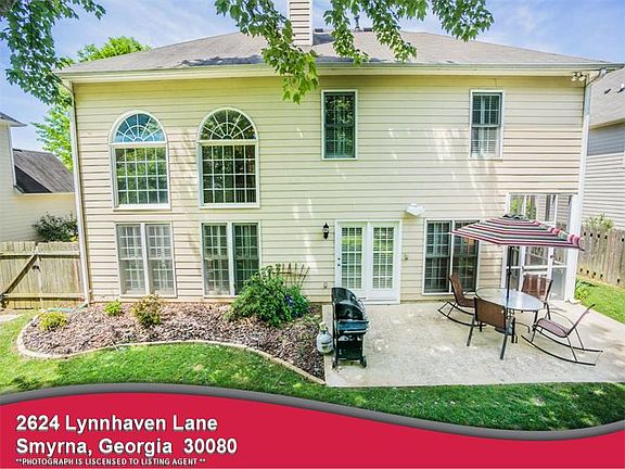 2nd image of 2624 Lynnhaven Ln SE