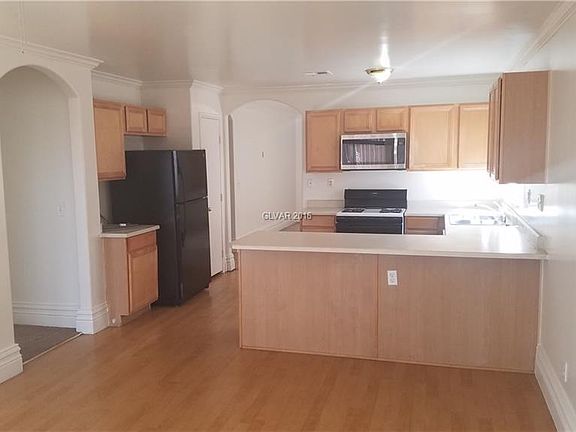 5th image of 2637 Amber Crest St #0