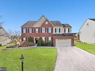 7 Camelot Way, Harleysville, PA 19438