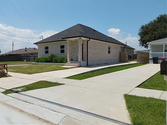 3rd image of 3612 Tournefort St