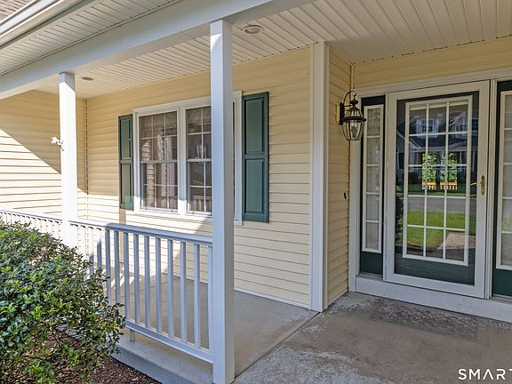 3rd image of 26 Laurel Ridge #26