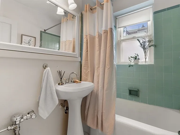 1 Twomey Ct #43 — Photo 11