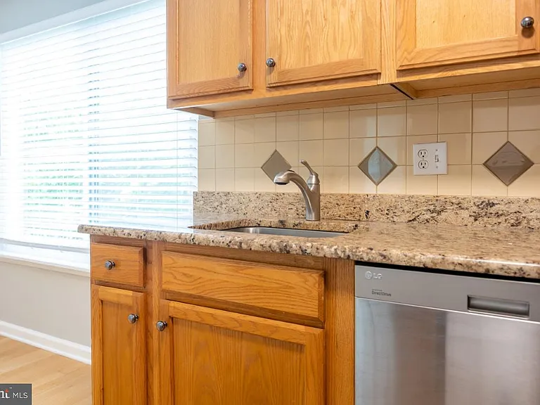 1640 Westwind Way — Photo 4