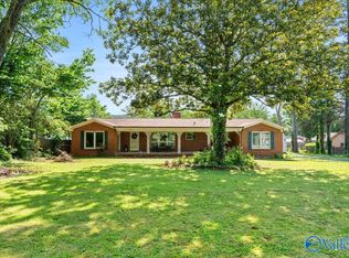 259 Old Big Cove Rd, Brownsboro, AL 35741